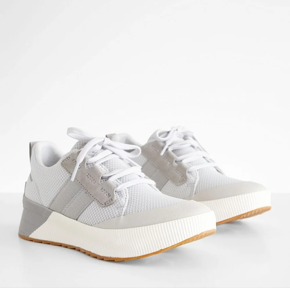 Sorel Out N About™ III Sneaker In Moonstone Dove Size 8.5